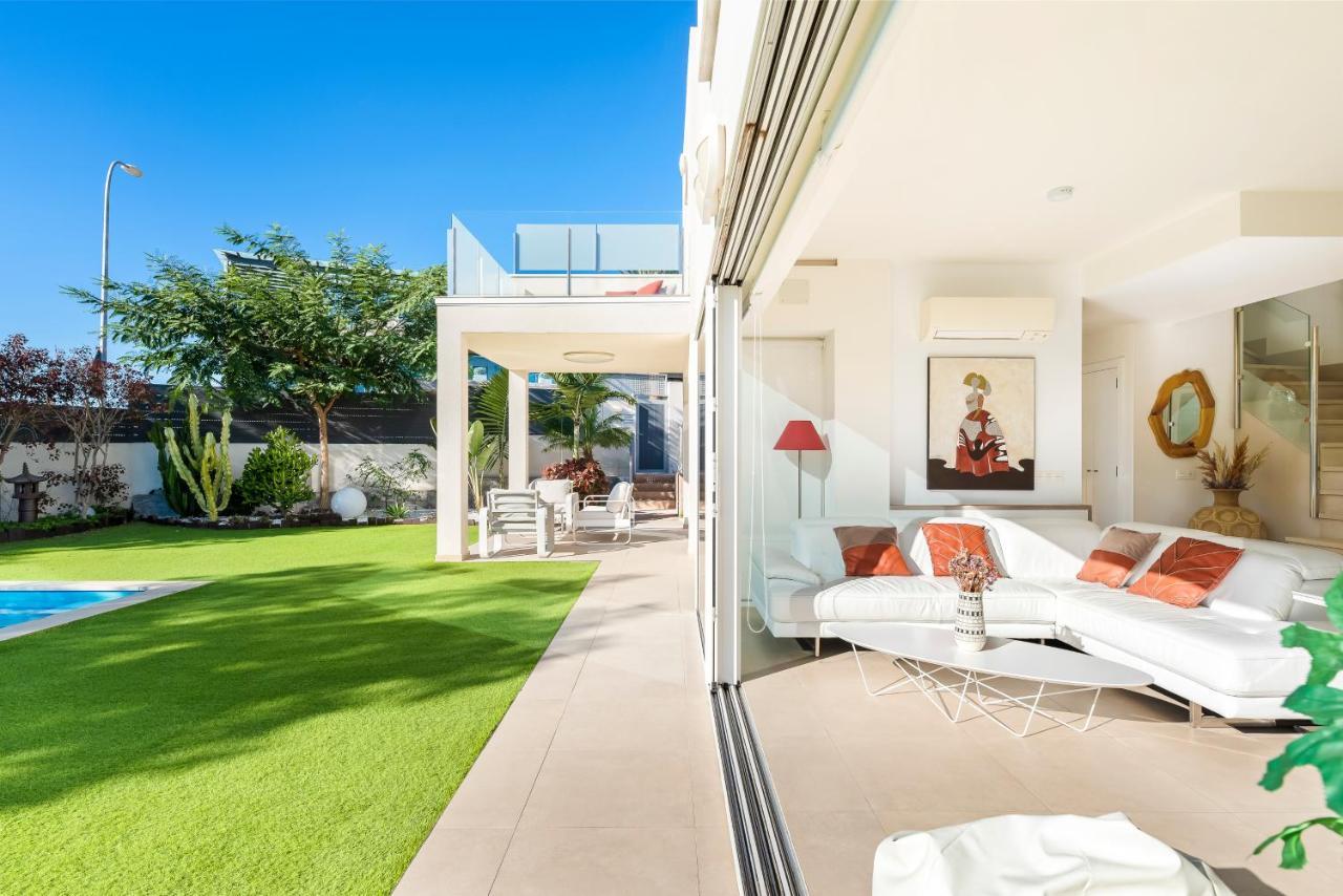Villa Oasis Buddha Garden By Sunkeyrents アデヘ エクステリア 写真